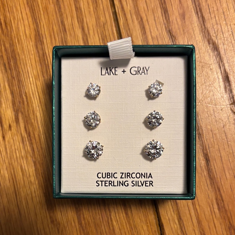 New in box: Silver Cubic Zirconia Earrings Set